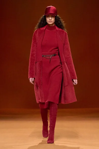 Look 2